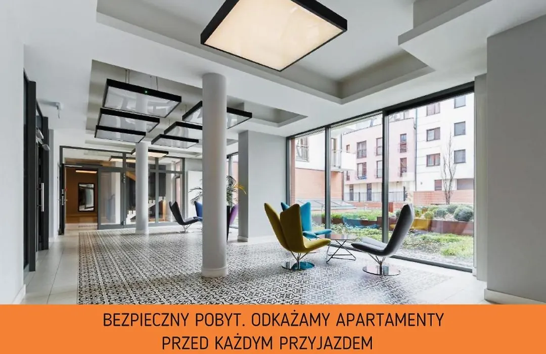 Apartments Harmonica Trynitarska By Noclegi Renters-1