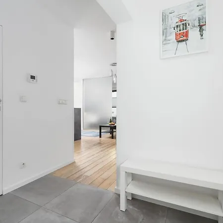 Apartments Harmonica Trynitarska By Noclegi Renters-2